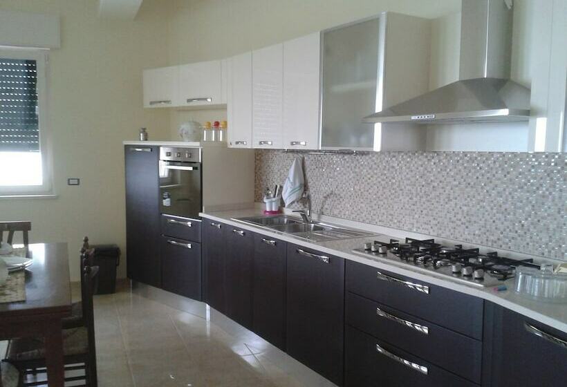 标准单人间, Villa Elisa