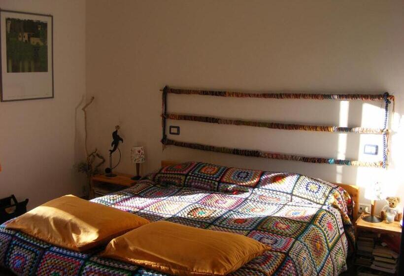 Standard room with outdoor bath, Bed & Breakfast La Gaggiaspina