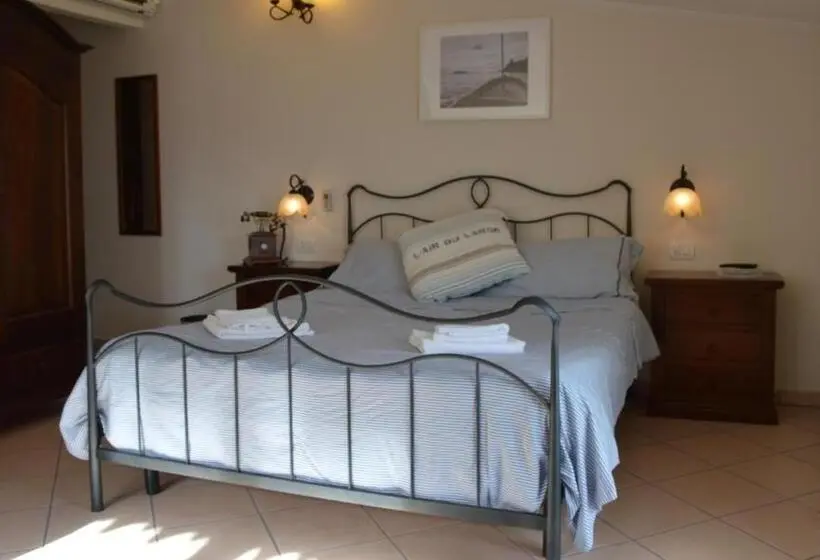Classic-huone, Albergo Tirreno