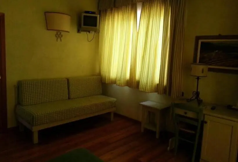 Standard-huone, Borgonuovo