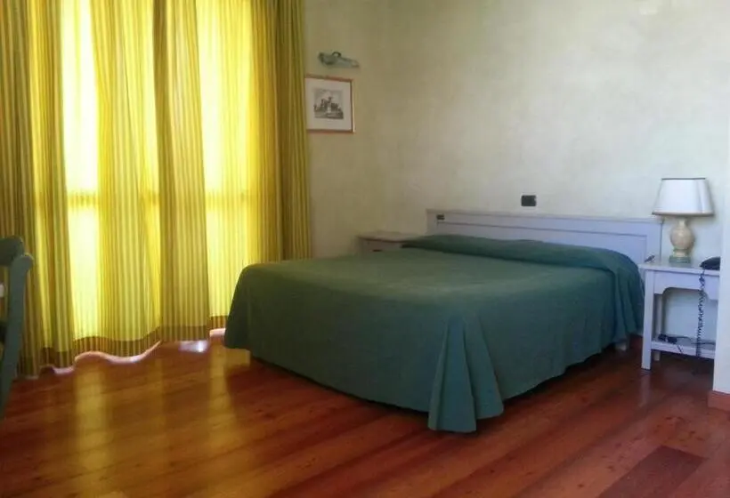 Standard-huone, Borgonuovo