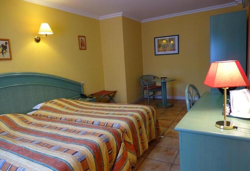 חדר סטנדרט לשלושה, Le Relais De Pommard