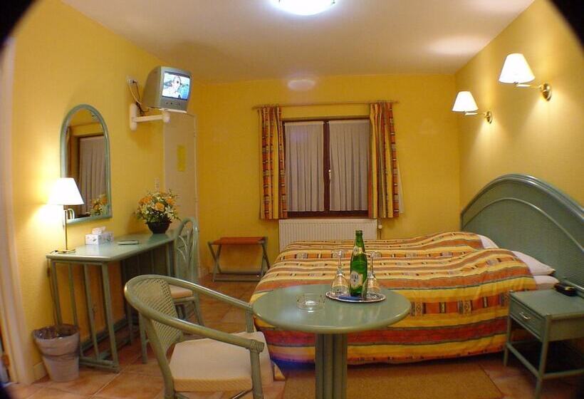 חדר סטנדרט לשלושה, Le Relais De Pommard