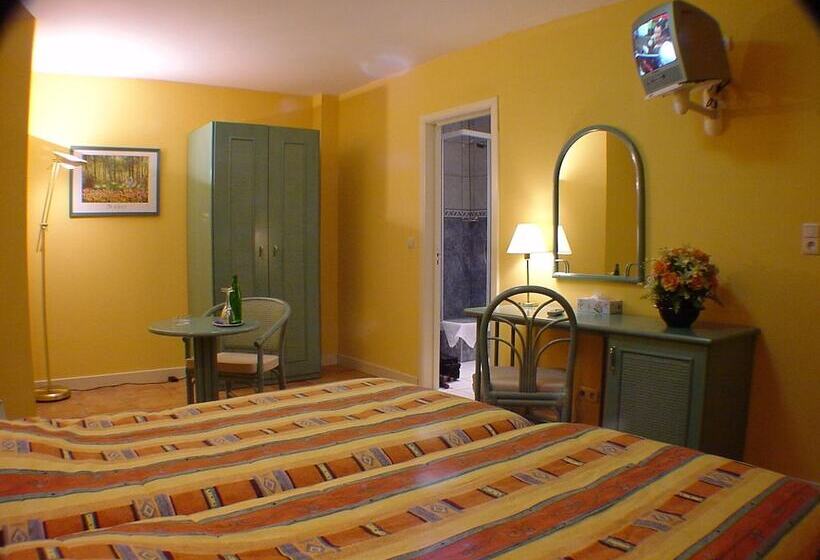 Номер Стандарт Трехместный, Le Relais De Pommard