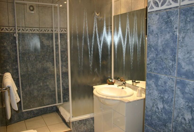 Четырехместный Номер Стандарт, Le Relais De Pommard