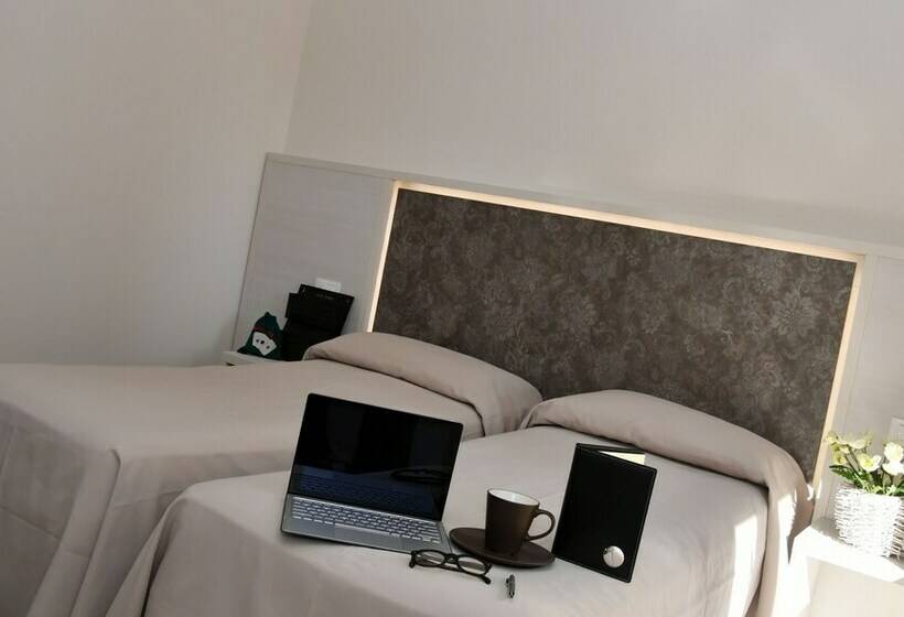 اتاق استاندارد یک نفره, Maioli