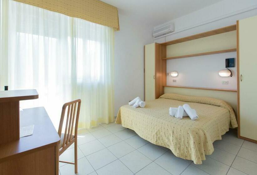 Apartament z 1 Połączoną Sypialnią, New York