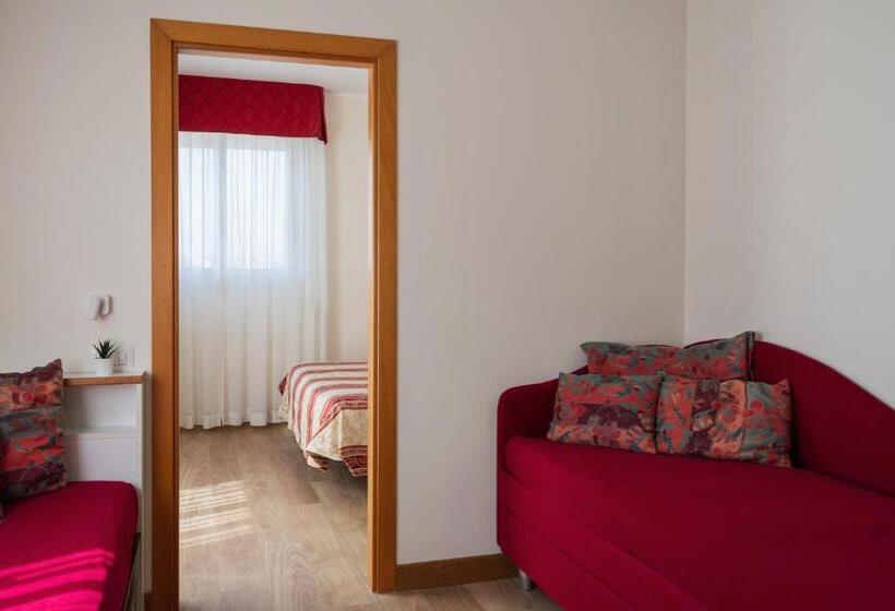 سوییت خانوادگی, Rondinella E Viola