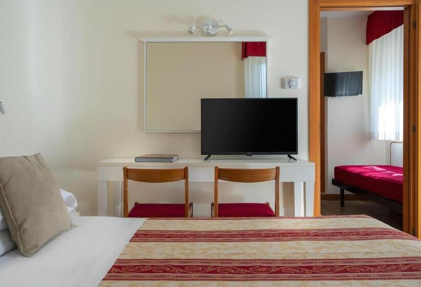 سوییت خانوادگی, Rondinella E Viola