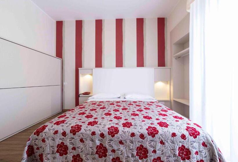 سوییت خانوادگی, Rondinella E Viola