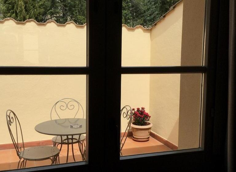 غرفة قياسية مزوَّدة بشُرفة, Si Montalcino