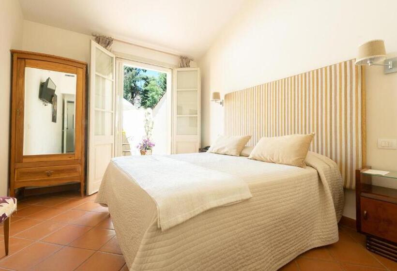 غرفة قياسية مزوَّدة بشُرفة, Si Montalcino