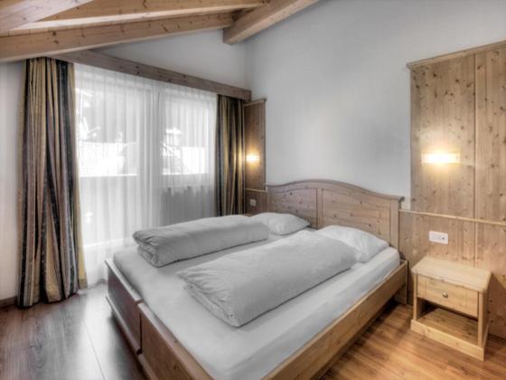 اتاق استاندارد سه نفره, B&b Bracun