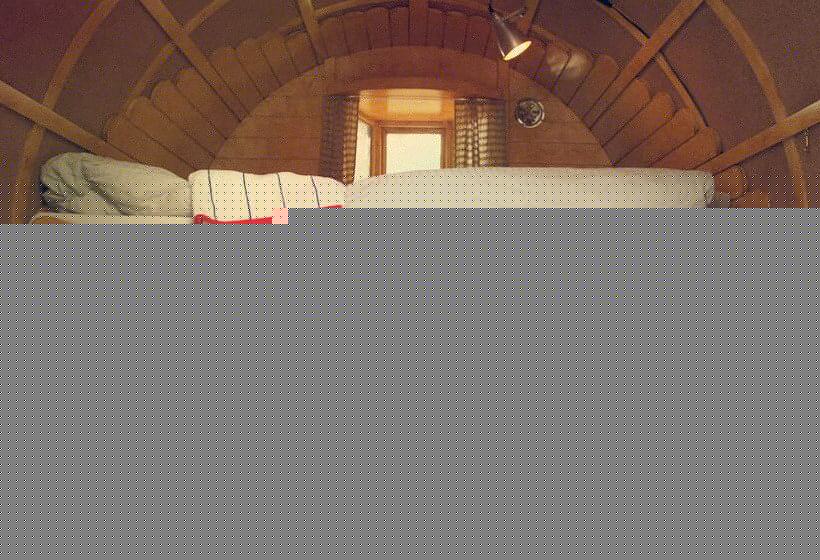 غرفة قياسية حمام مشترك, L Vagabond