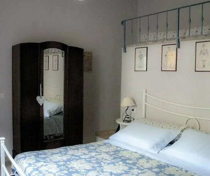 スタンダードトリプルルーム, La Casa Dei Carrai