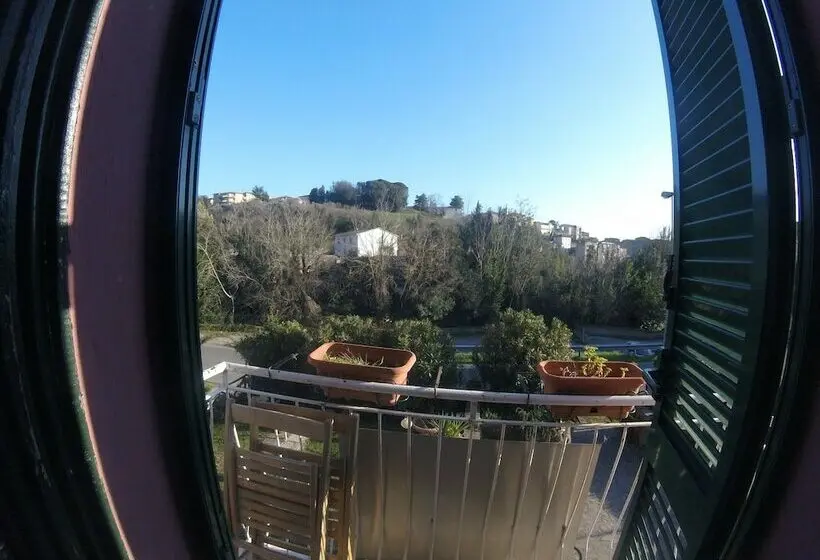 ファミリールーム, La Casa Dei Carrai