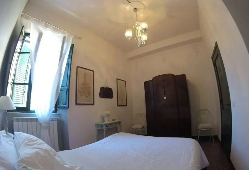 スタンダードルーム, La Casa Dei Carrai