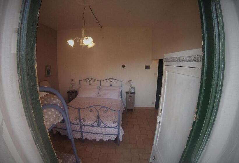 اتاق استاندارد چهار تخته, La Casa Dei Carrai