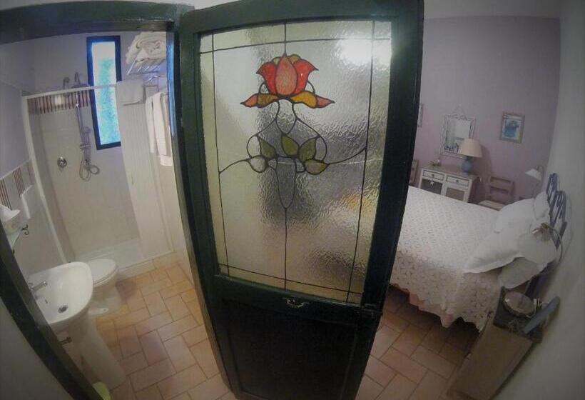 اتاق استاندارد چهار تخته, La Casa Dei Carrai