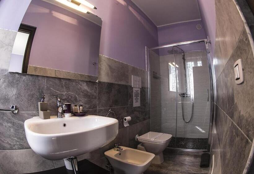 اتاق خانوادگی, La Casa Di Luce 2