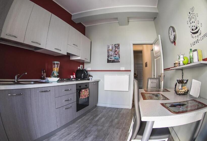 اتاق استاندارد, La Casa Di Luce 2