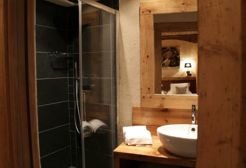 Номер Стандарт, Les Trompeurs Chez Odette