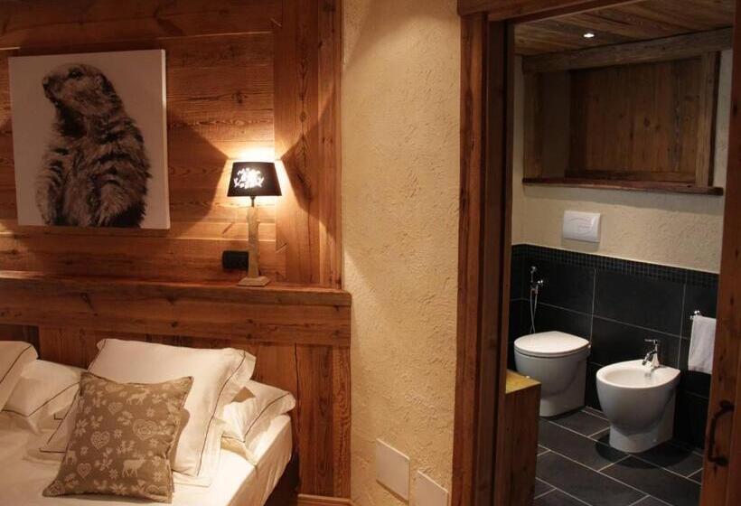 Номер Superior с Террасой, Les Trompeurs Chez Odette