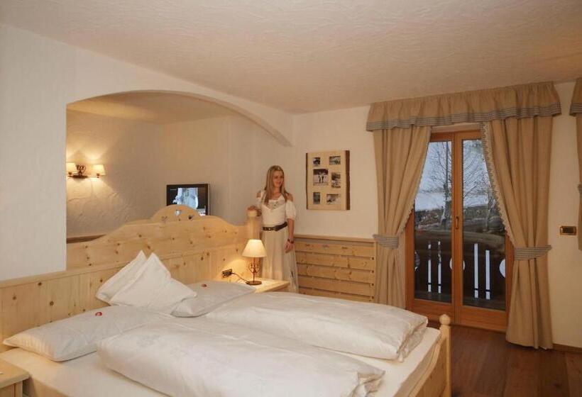 Люкс с Балконом, Romantik Villa Cesanueva