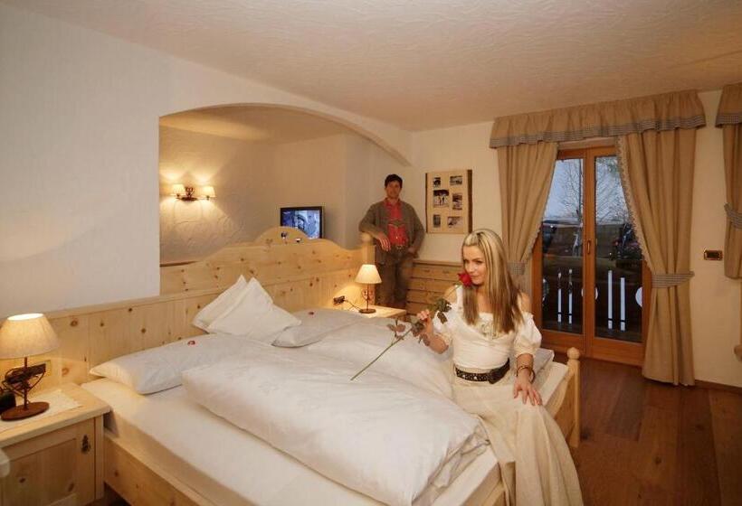 Люкс с Балконом, Romantik Villa Cesanueva