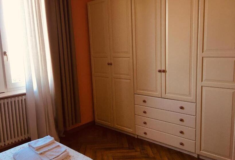 Superior room with lake view, Villa Varenna