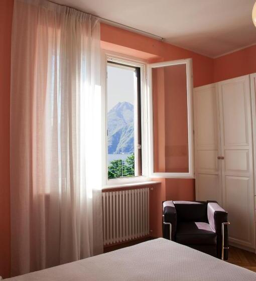 Superior room with lake view, Villa Varenna