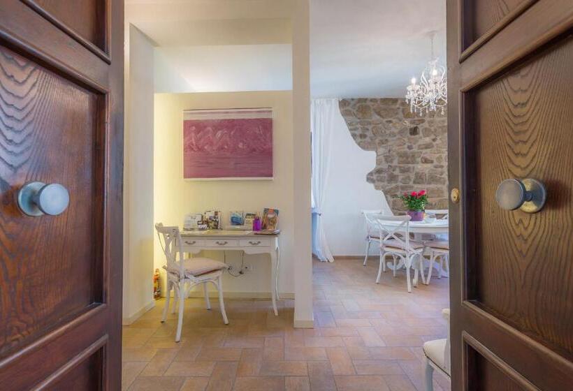 1 Bedroom Superior Apartment, Viterbo Antica   Centro Storico