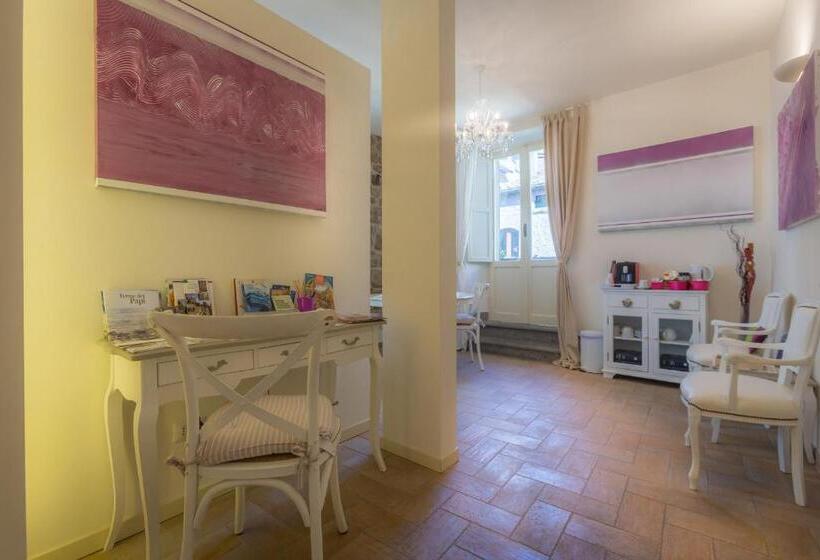 1 Bedroom Superior Apartment, Viterbo Antica   Centro Storico