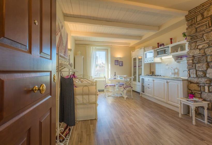 1 Bedroom Deluxe Apartment, Viterbo Antica   Centro Storico