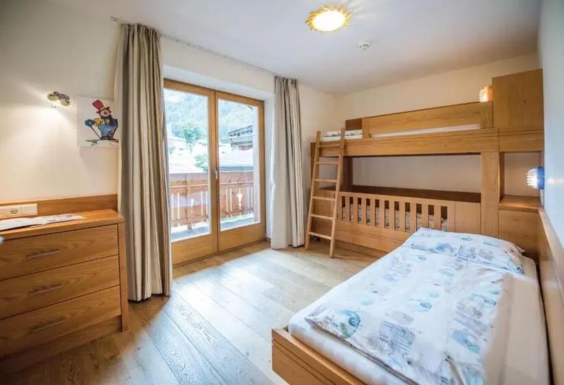Perhesviitti, Familienhotel Huber