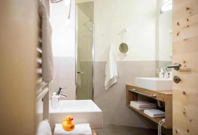 Люкс Семейный 2 Спальни, Familienhotel Huber