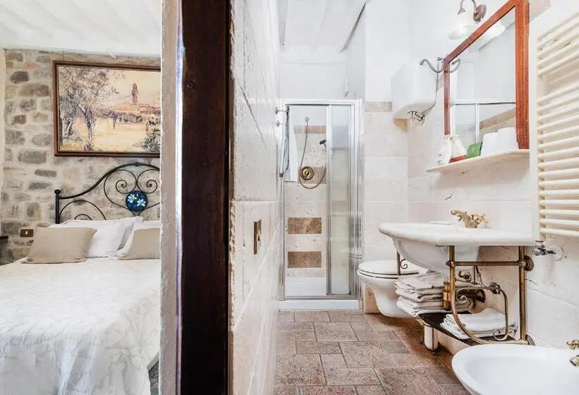 Standard Yhden Hengen Huone, Albergo Il Giglio