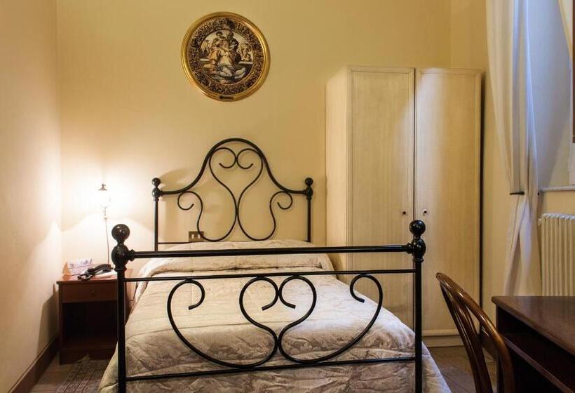 Standard Egyágyas Szoba, Albergo Il Giglio