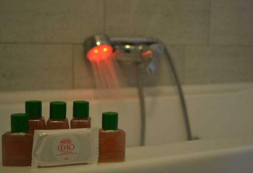 اتاق استاندارد یک نفره, Ok