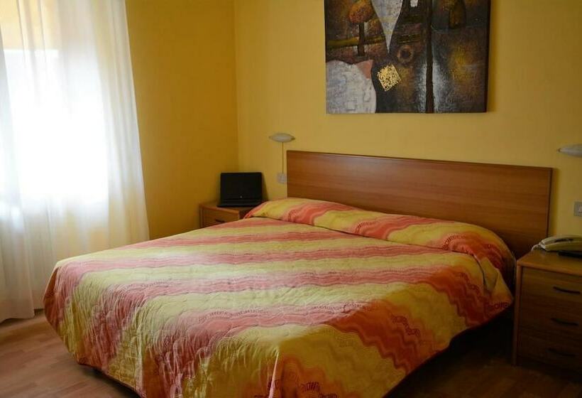 スタンダードシングルルーム, Piccolo