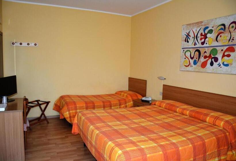 スタンダードトリプルルーム, Piccolo