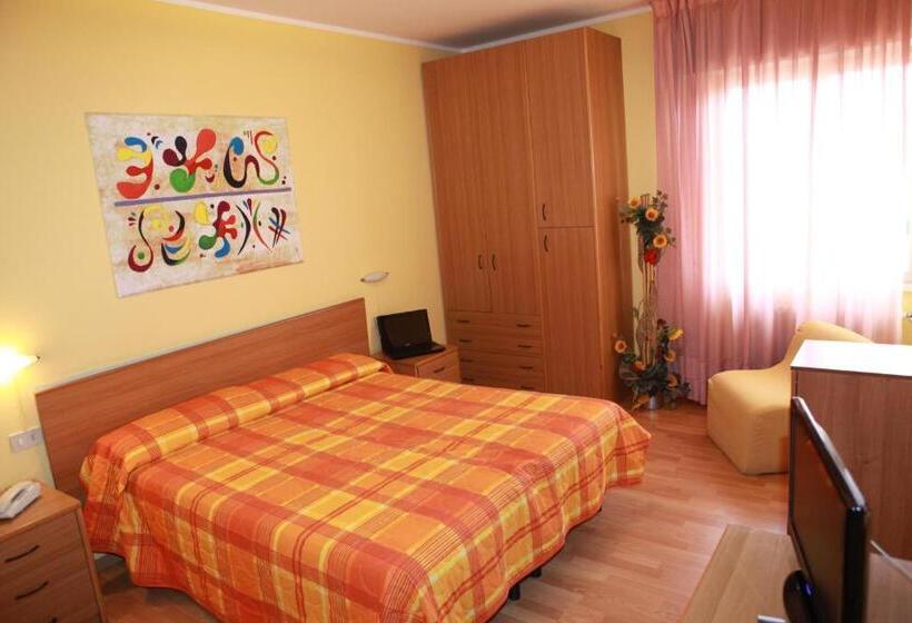 スタンダードシングルルーム, Piccolo