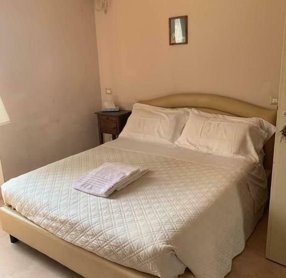 اتاق استاندارد, Relais Real Collegio