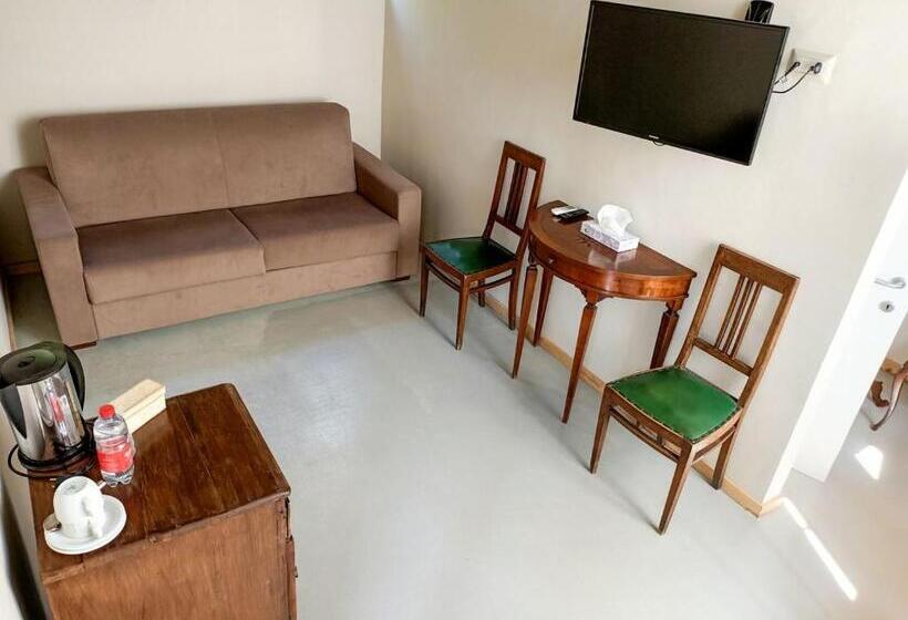سوییت, Relais Real Collegio
