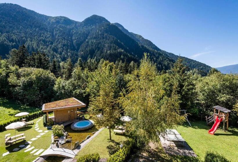 חדר קומפורט, Weisses Rössl   Cavallino Bianco