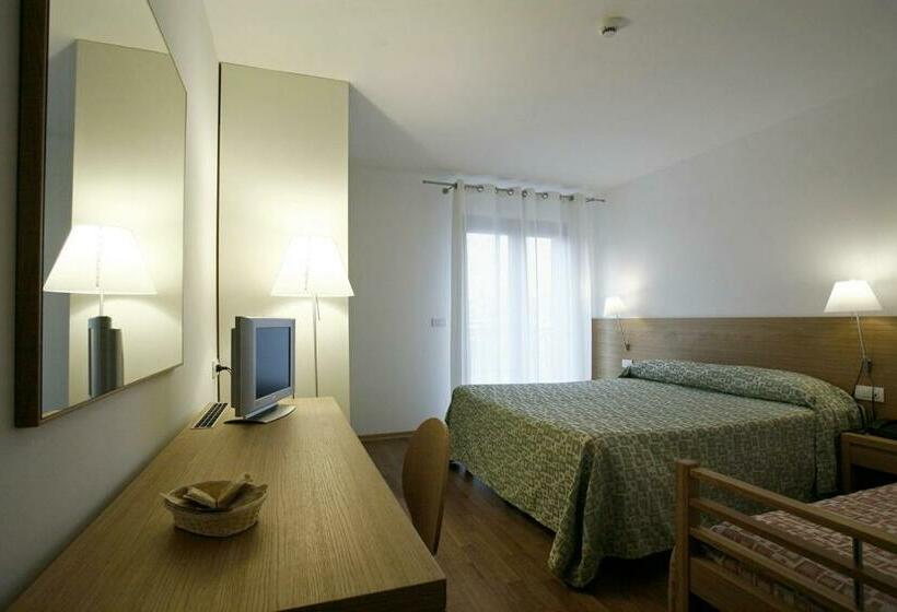 Номер Стандарт с Балконом, Lacroma Bio Hotel & Apartments