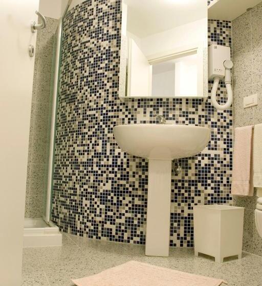 Трехместный Номер Стандарт с Балконом, Lacroma Bio Hotel & Apartments