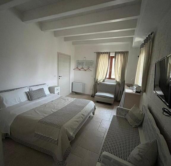 غرفة قياسية مطلّة علي حمام السباحة, Agli Antichi Trulli B&b In Masseria