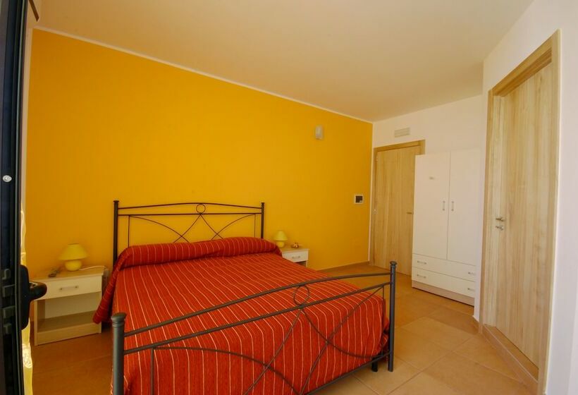 חדר קומפורט לשלושה, B&b Erminia