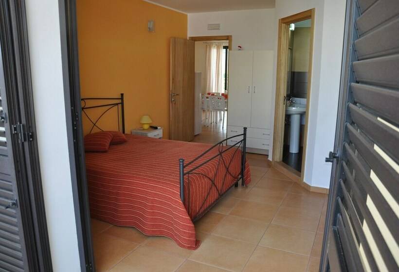 חדר קומפורט לשלושה, B&b Erminia